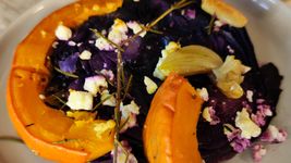 Gebackener Rotkohl mit Kürbis und Schafskäse