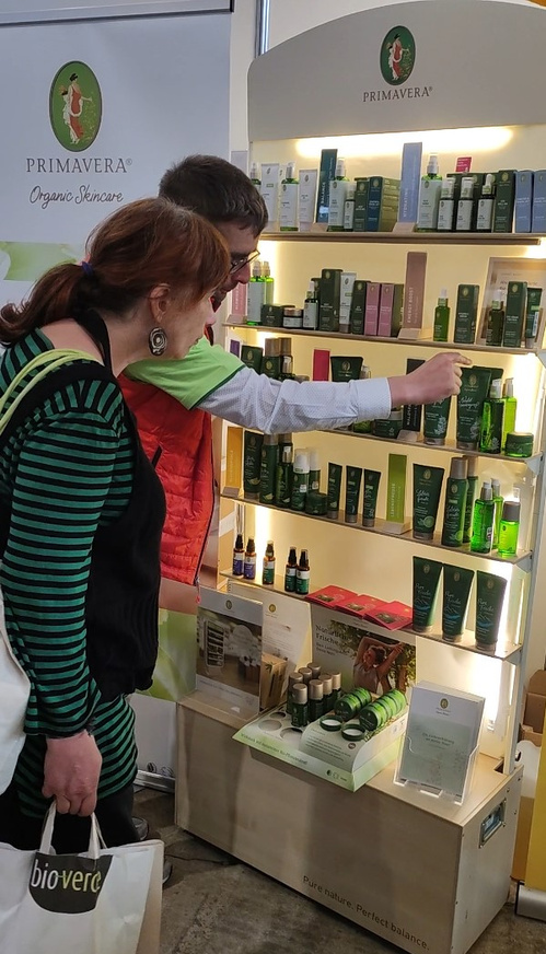 Neuheiten am Primavera-Stand prüfen