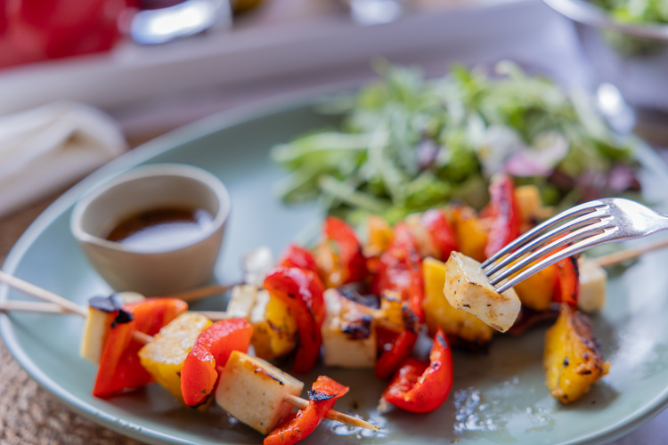 Rezeptbild für Mango-Halloumi-Spieße