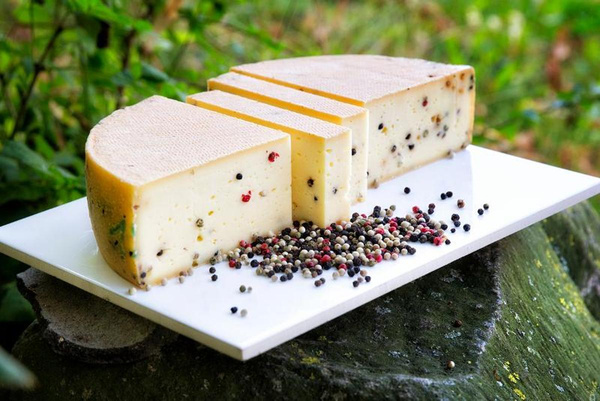 Produktfoto zu Dannauer Pfefferkäse