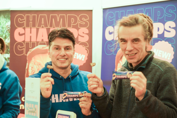 Probieren am Champs-Messestand 