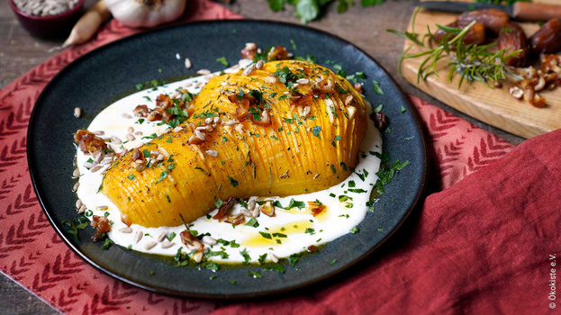 Rezeptbild für Fächer-Butternut  auf Ziegenkäse