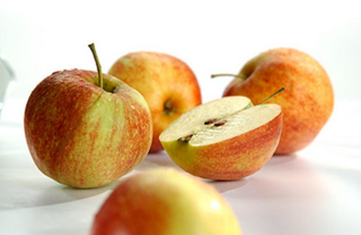 Produktfoto zu Äpfel Jonagored 2kg Kiste