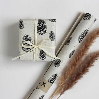 Produktfoto zu Geschenkpapier Rolle Zapfen
