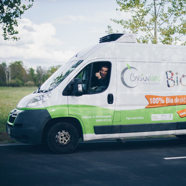 Grünland Biokiste Lieferfahrzeug