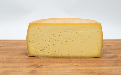 Produktfoto zu Bröd, Rohmilchkäse 50%, Bioland