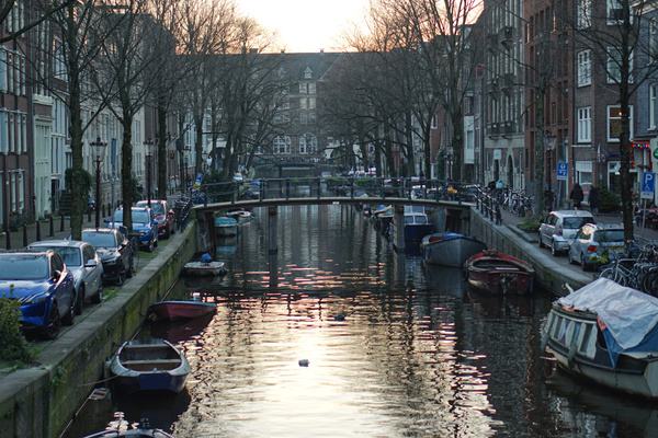 amsterdam_grachtenbild_abendstimmung