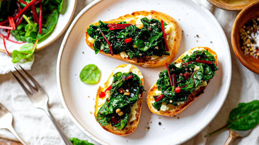 Rezeptbild für Crostini mit Mangold