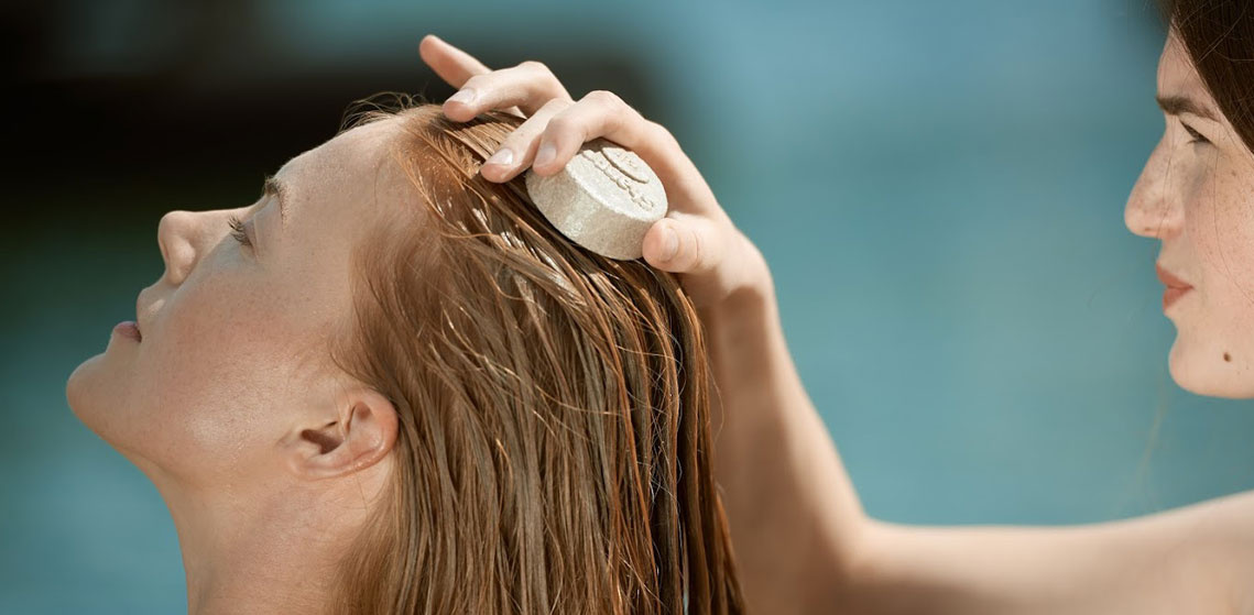 Grünland Rosenrot Haarwäsche mit Bit