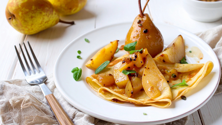 Rezeptbild für Crêpes mit geschmorter Birne