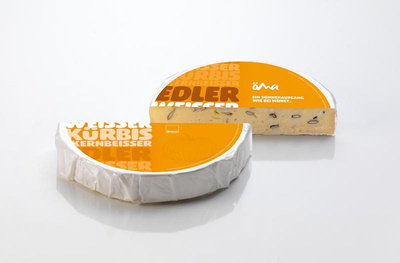 Produktfoto zu Edler Weißer Brie Kürbis-Kernbeißer