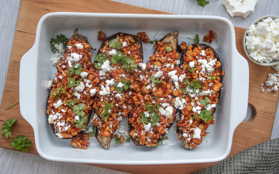 Rezeptbild für Gefüllte Aubergine mit Dinkelreis
