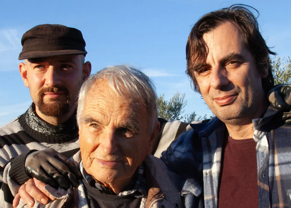 Teambild Start-Up OEL Manufaktur für Öle und Oliven