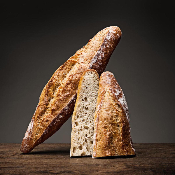 Produktfoto zu Rustikales Steinofen Baguette 250g