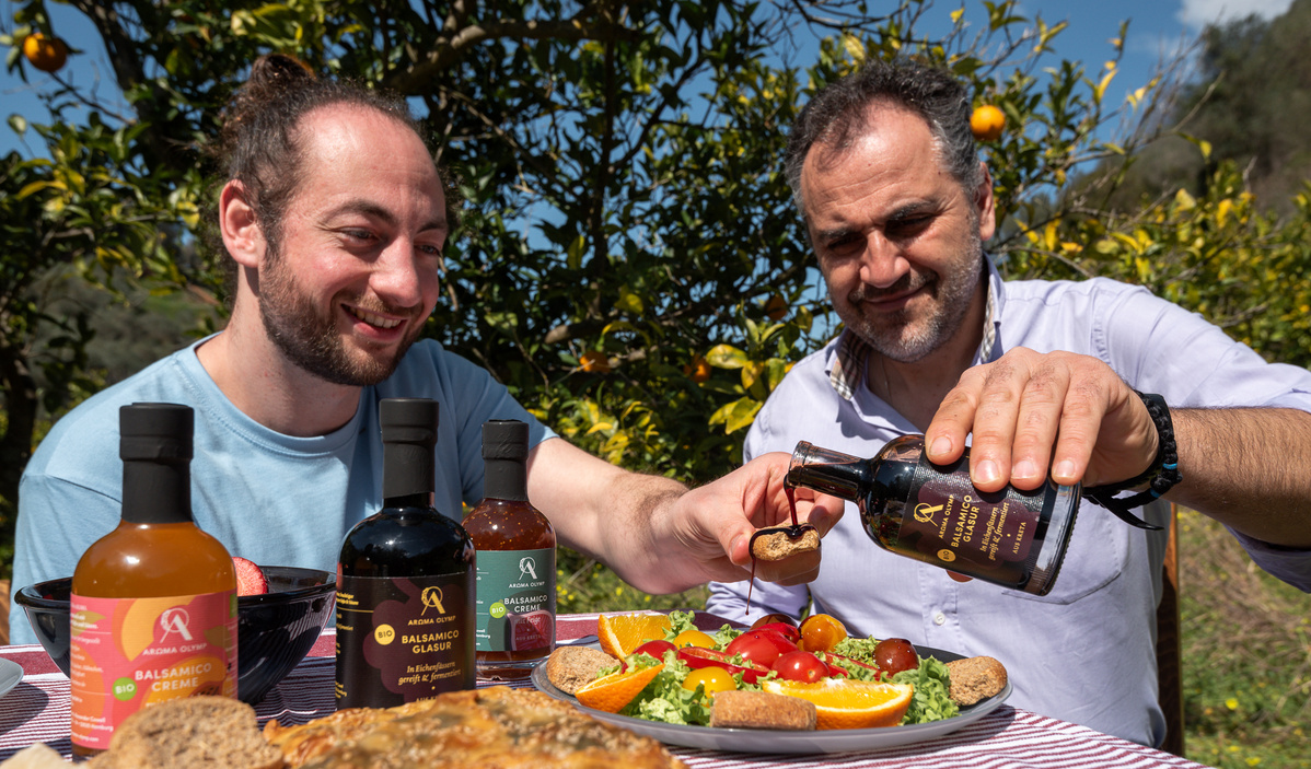 Griechischer Genuss unter Orangenbäumen mit Balsamico Creme von Aroma Olymp